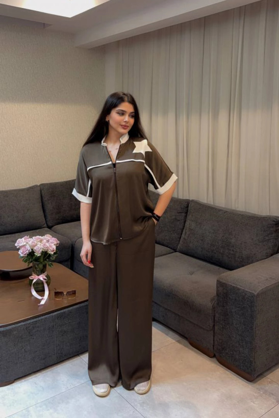 استایل روزمره با ست تی شرت و شلوار جونیور زنانه